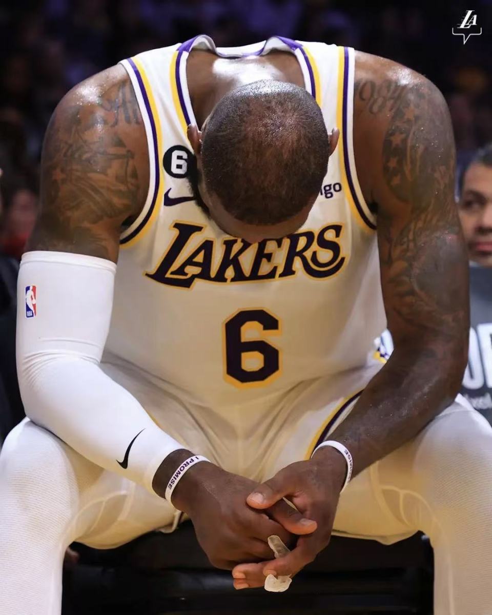 包含集结日NBA总决赛传出新动向;北京国安内部沟通;管理层表态:管理层满意;年轻球员得到机会的词条 包含集结日NBA总决赛传出新动向;北京国安内部沟通;管理层表态:管理层满意;年轻球员得到机会的词条